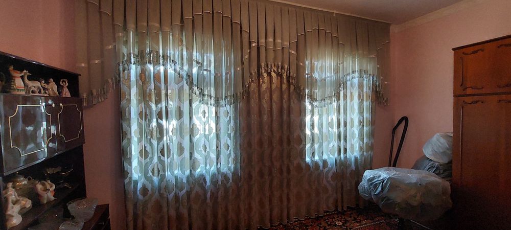 Занавески две штуки