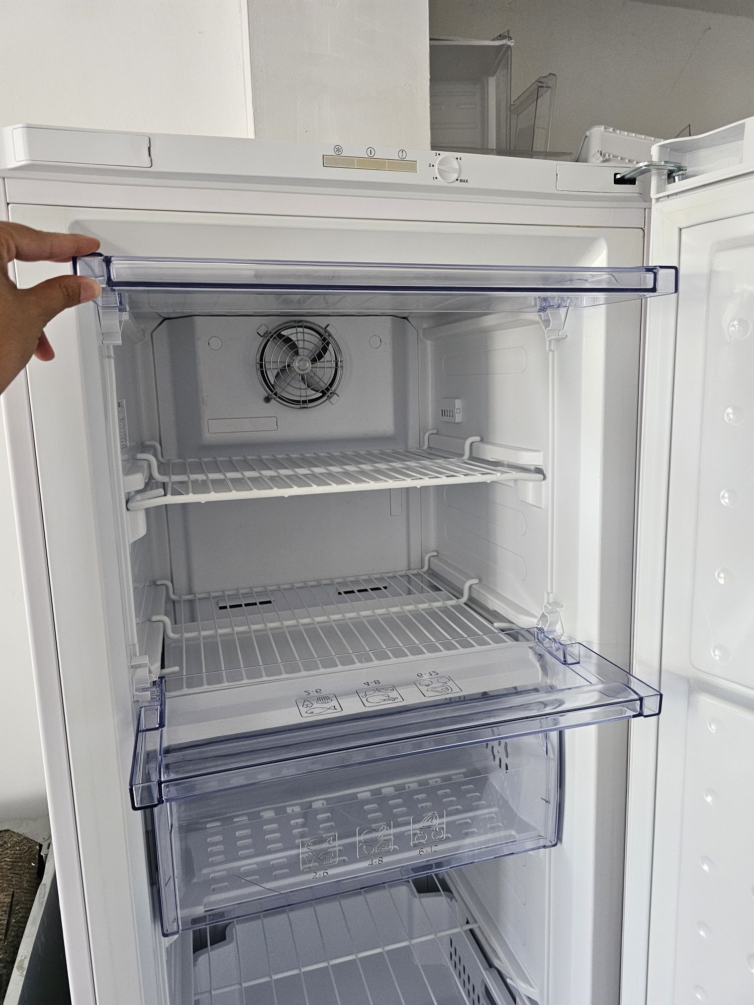 Фризер BEKO 170см