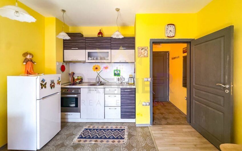 Продава се Двустаен апартамент в Бургас, Сарафово - 63 кв.м за 1826 €/кв.м - Снимка #3