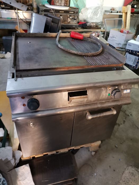 Професионална електрическа скара с шкаф трифазна