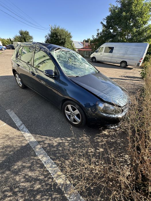 Golf 6 Avariat  1.6 TDI (2011)