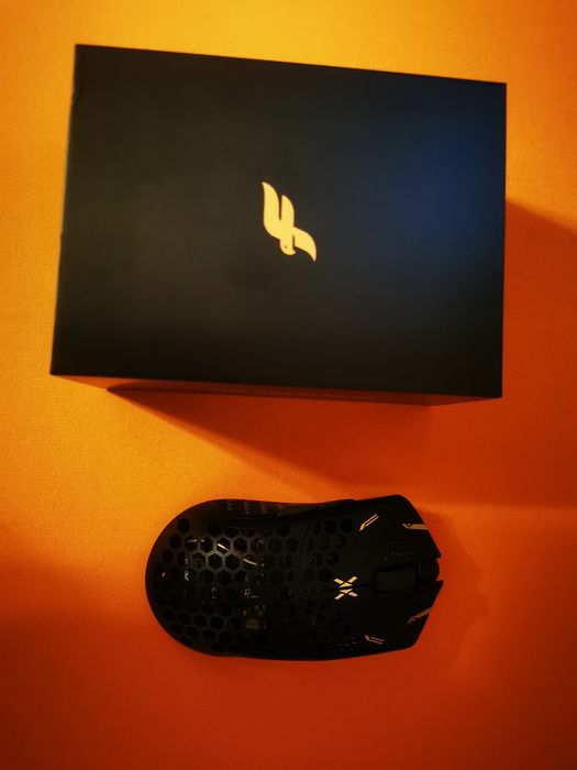 Finalmouse ultralightx guarfian lion