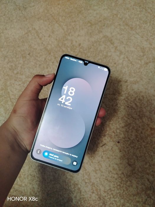Samsung s25 Fe sotiladi 256 Gb xotira yangi olinganiga 1 oy bo'ldi