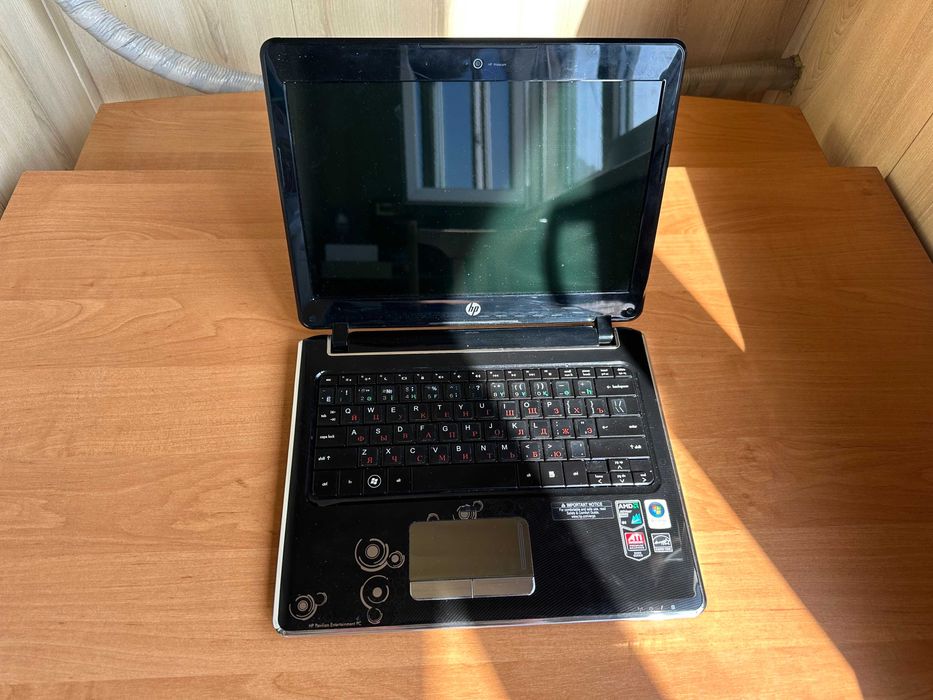 HP pavilion dv2 netbook