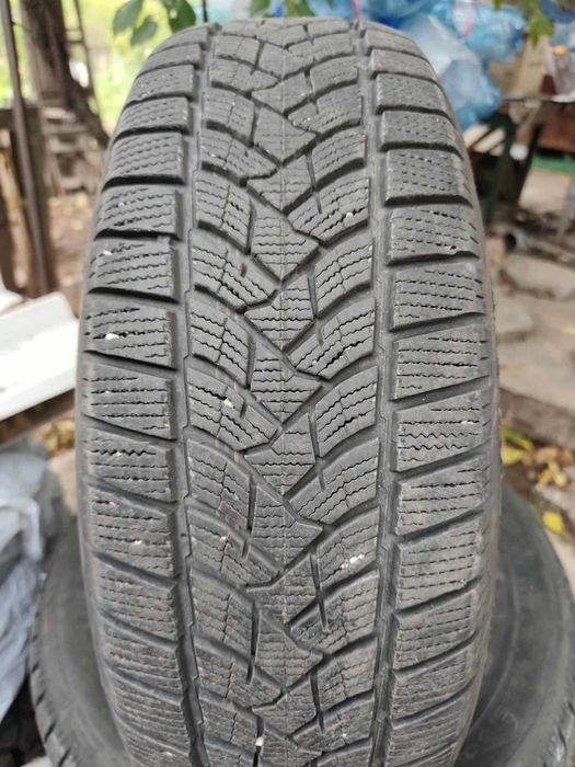4 бр. Зимни Гуми DUNLOP 225/65/17