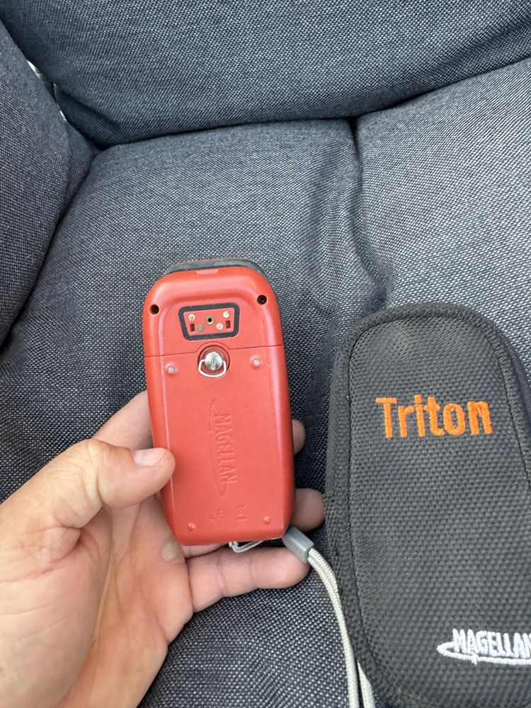 Gps portabil magellan triton 500