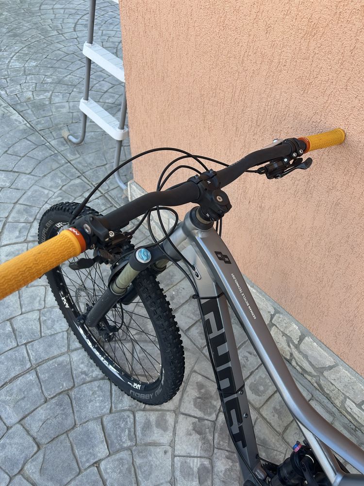 Bicicletă Full Suspension – roți 27.5, cadru S