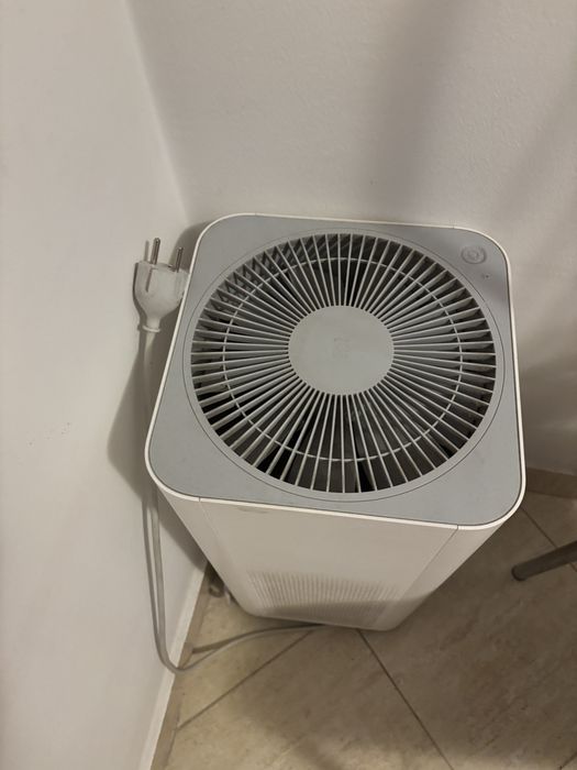 Purificator aer Mi purifier