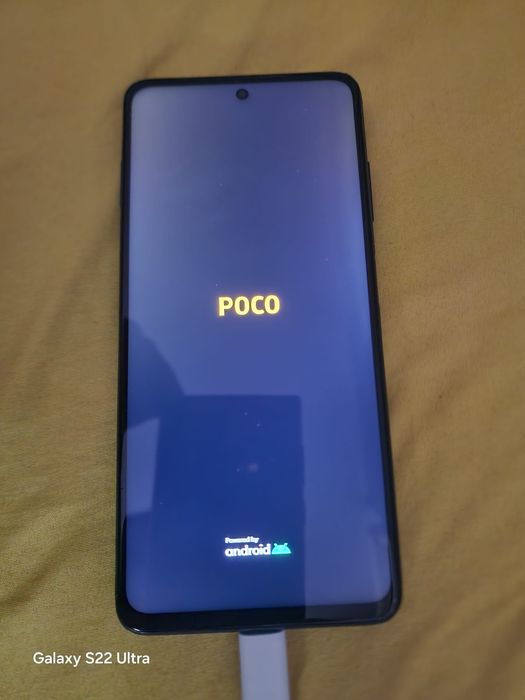 Xiaomi Poco x3 pro display original impecabil  se restartează