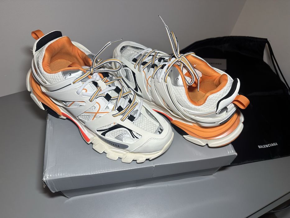 Balenciaga Track