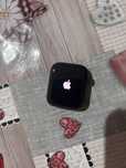 Apple Watch SE 2, 44mm, defect, nu pornește normal.
