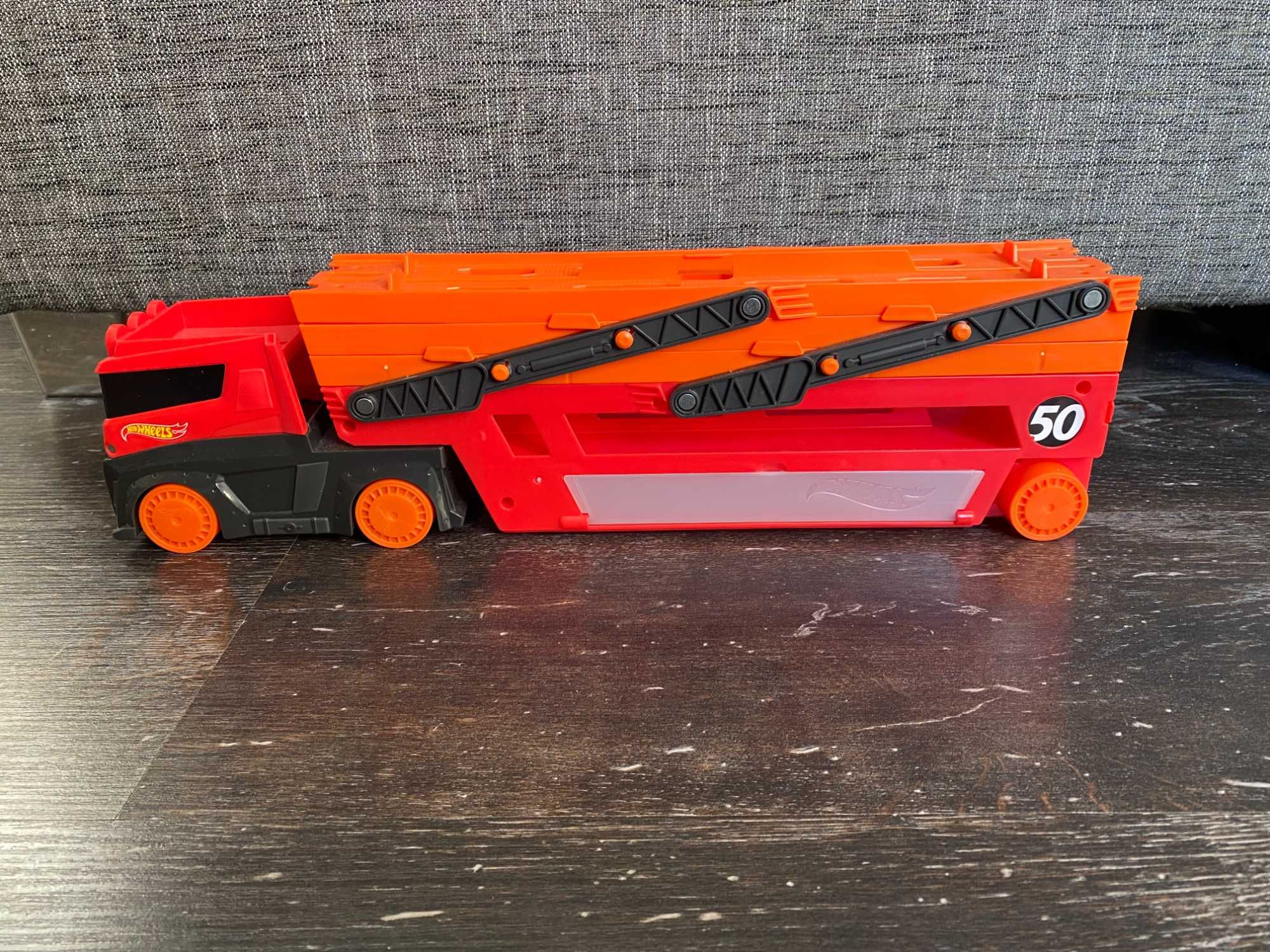 Set de joaca Hot Wheels - Mega Hauler