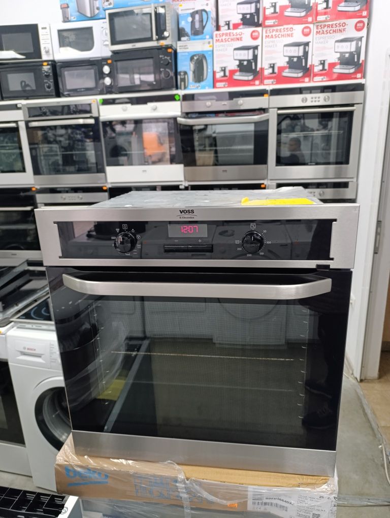 Фурна за вграждане Electrolux Voss