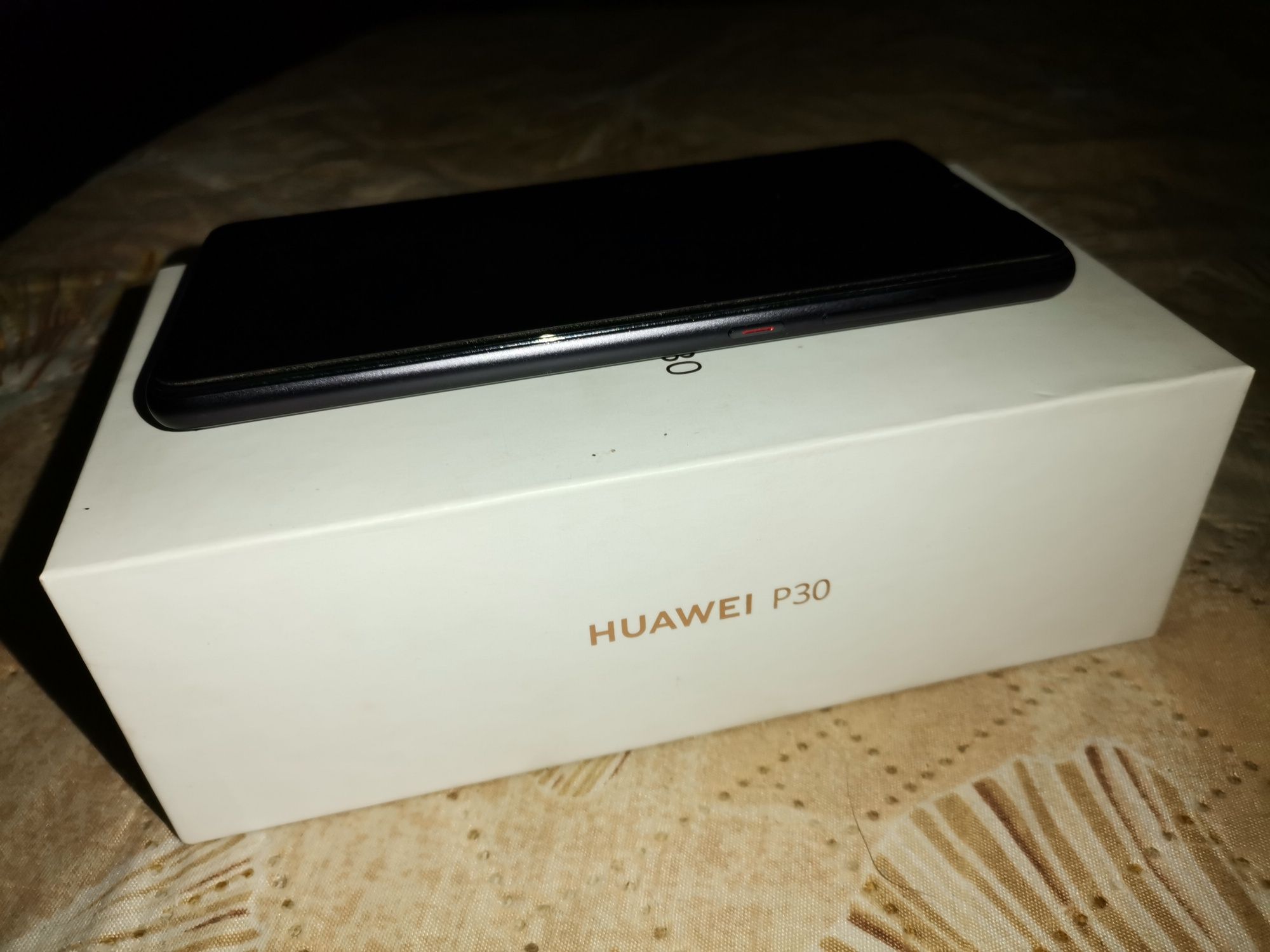 Huawel P30 128GB RAM 6GB
