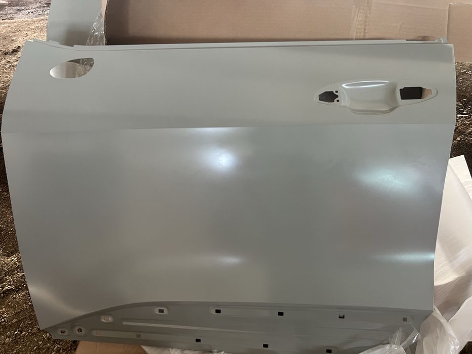 Чисто нов панел за шофьорска врата КИА Спортидж 2023г Щатите и Канада