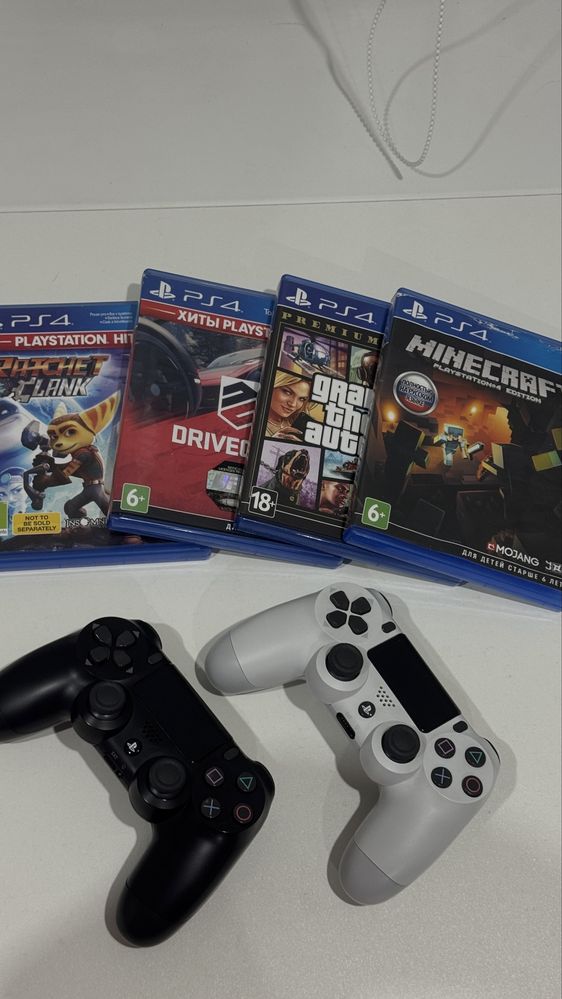 playstation 4 slim