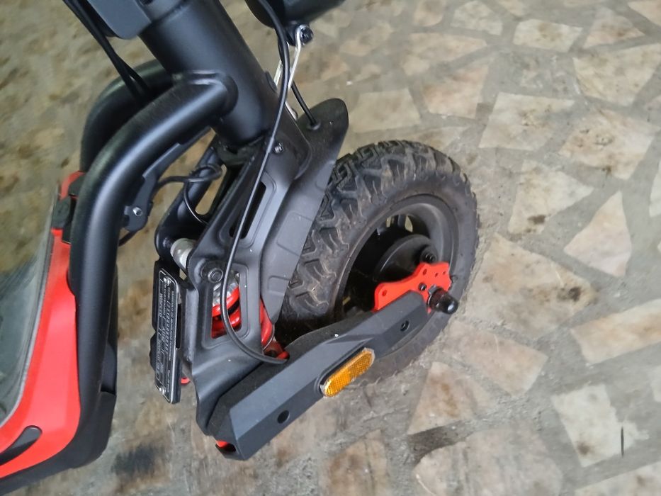 Trotineta electrica noua