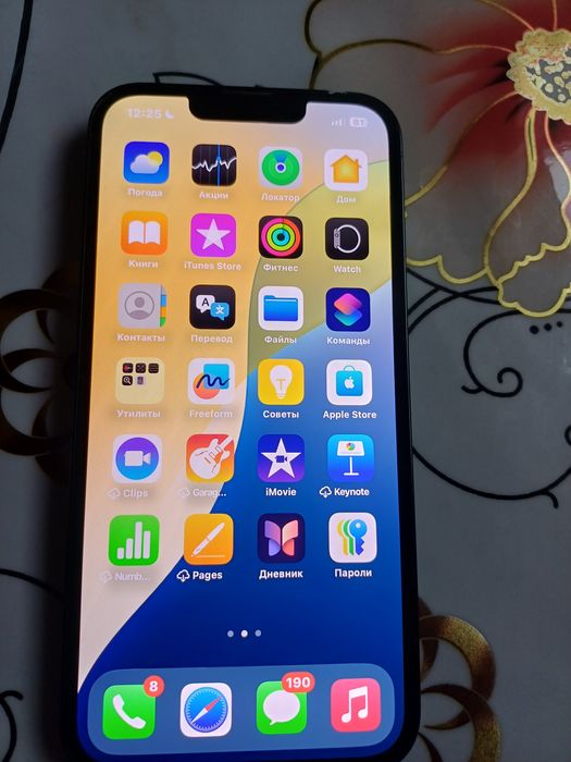 Продам айфон 13 128гб 80%