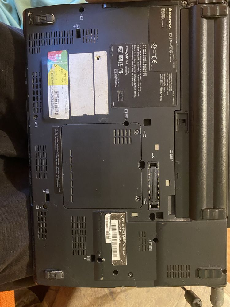 Leptop lenovo x201 perfect functional plus incarcator