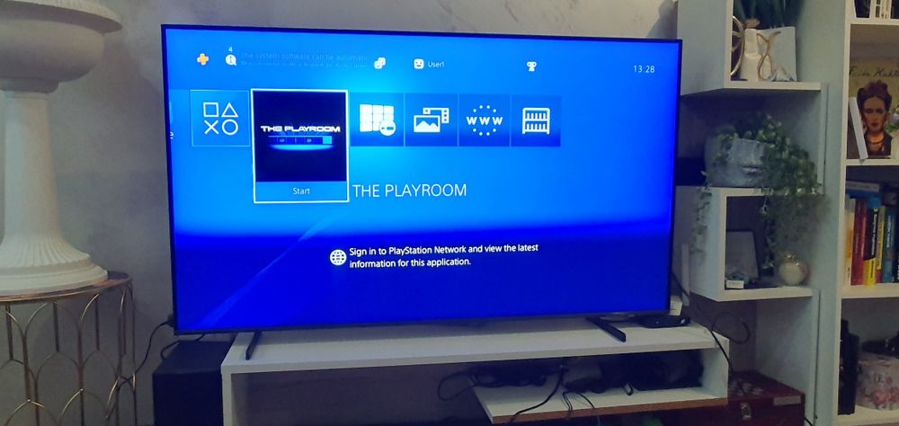 Конзола Playstation 4