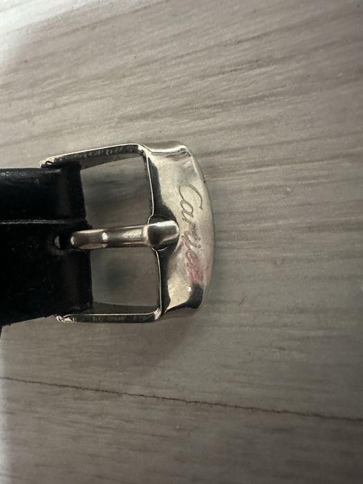 Часовник Cartier класически модел