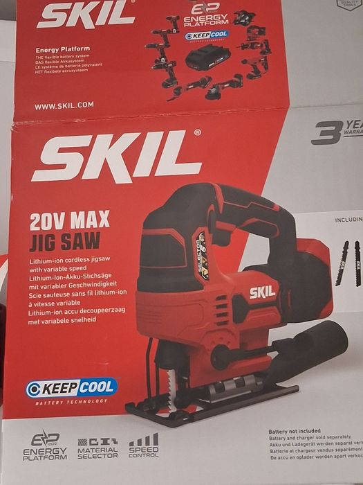 fierăstrău pendular skill nou