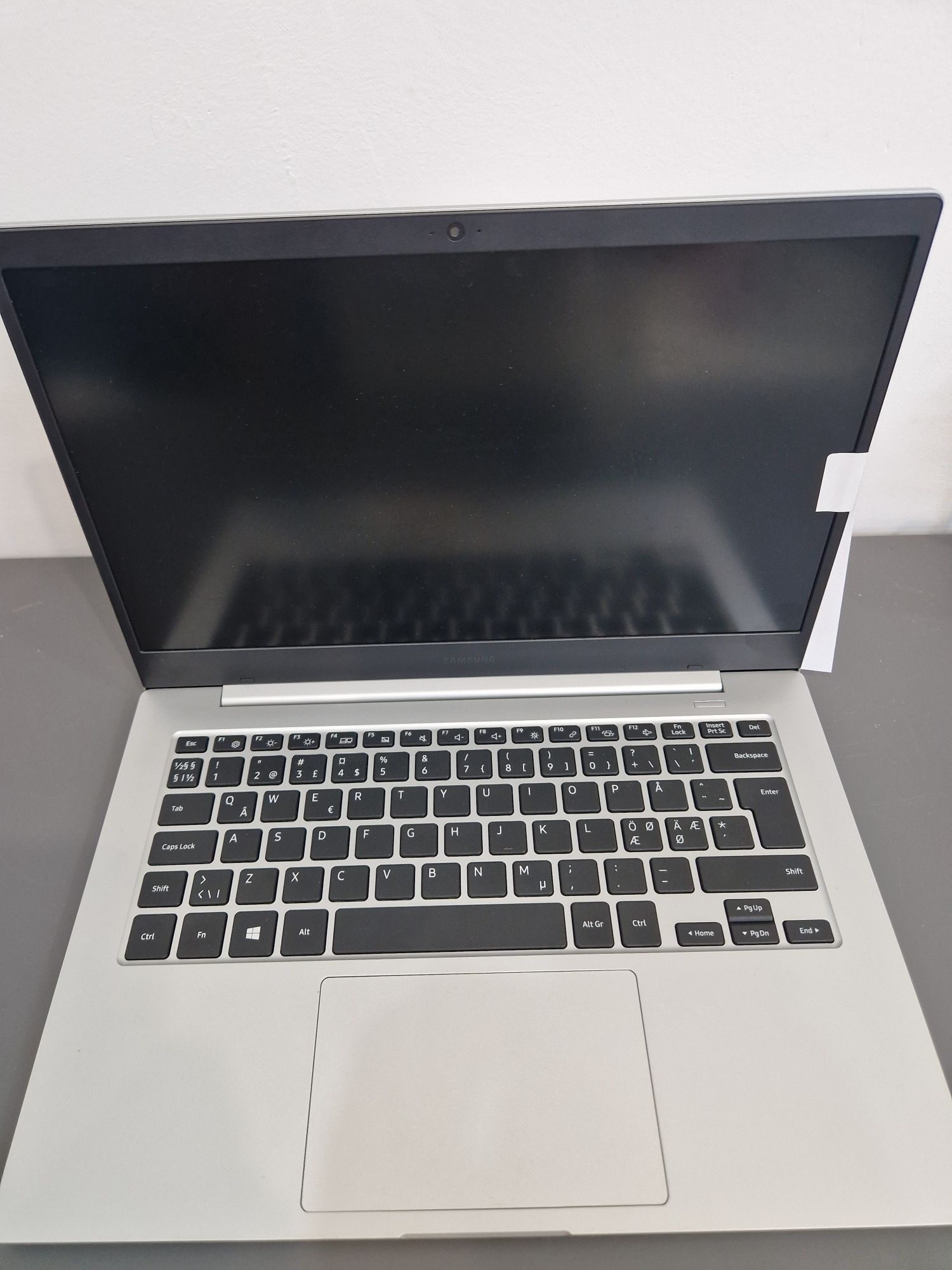Laptop Samsung Book Snapdragon 7C Gen 2 Stocare 128 GB Ram 4 GB #25691