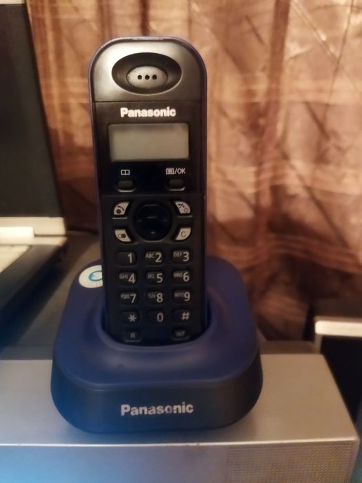 Продам телефон стационарный.