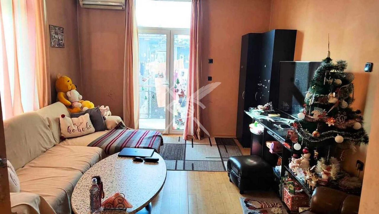 Продава се Етаж от къща в София, Център - 171 кв.м за 1913 €/кв.м - Снимка #5