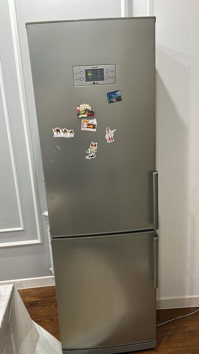 Продается холодильник LG