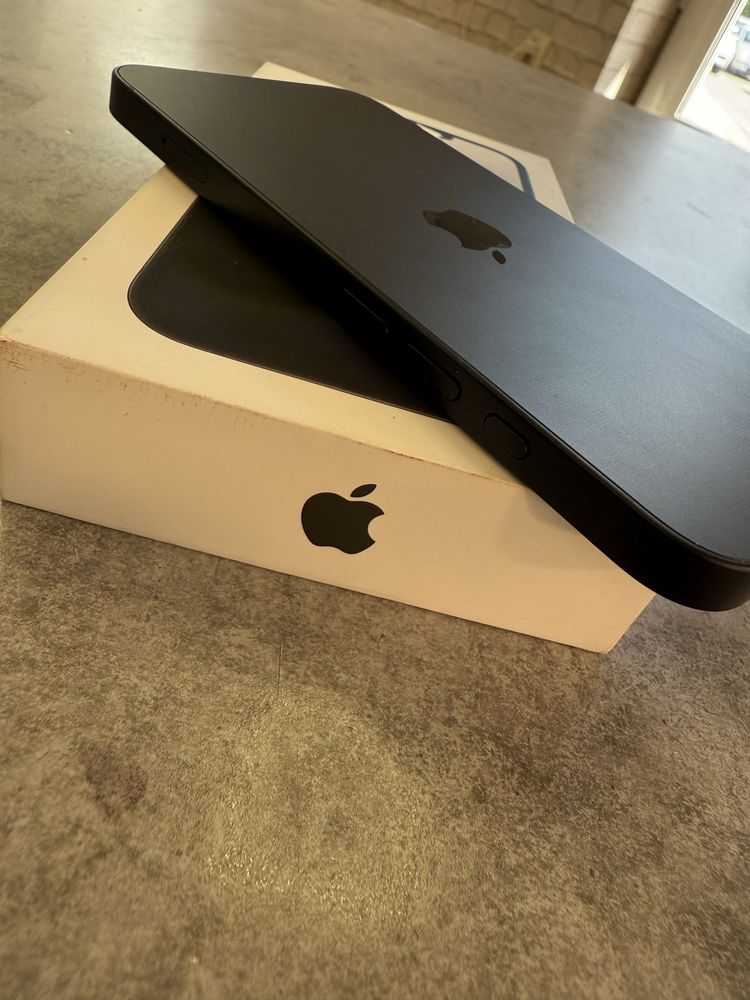 Iphone 16e 128GB 100% Б-106417