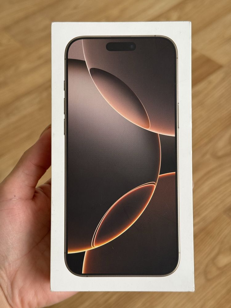 Продается абсолютно новый Айфон 16 pro max