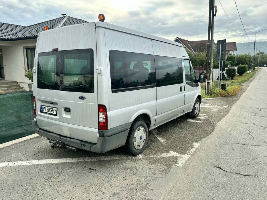 Ford tranzit 2.2 TDCi 9 locuri