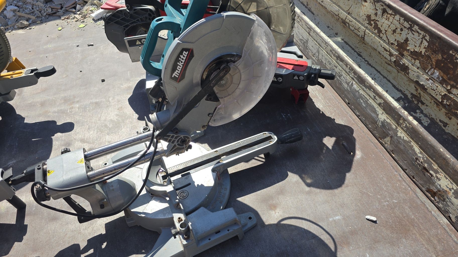Circular cu masa makita dewalt milwaukee
