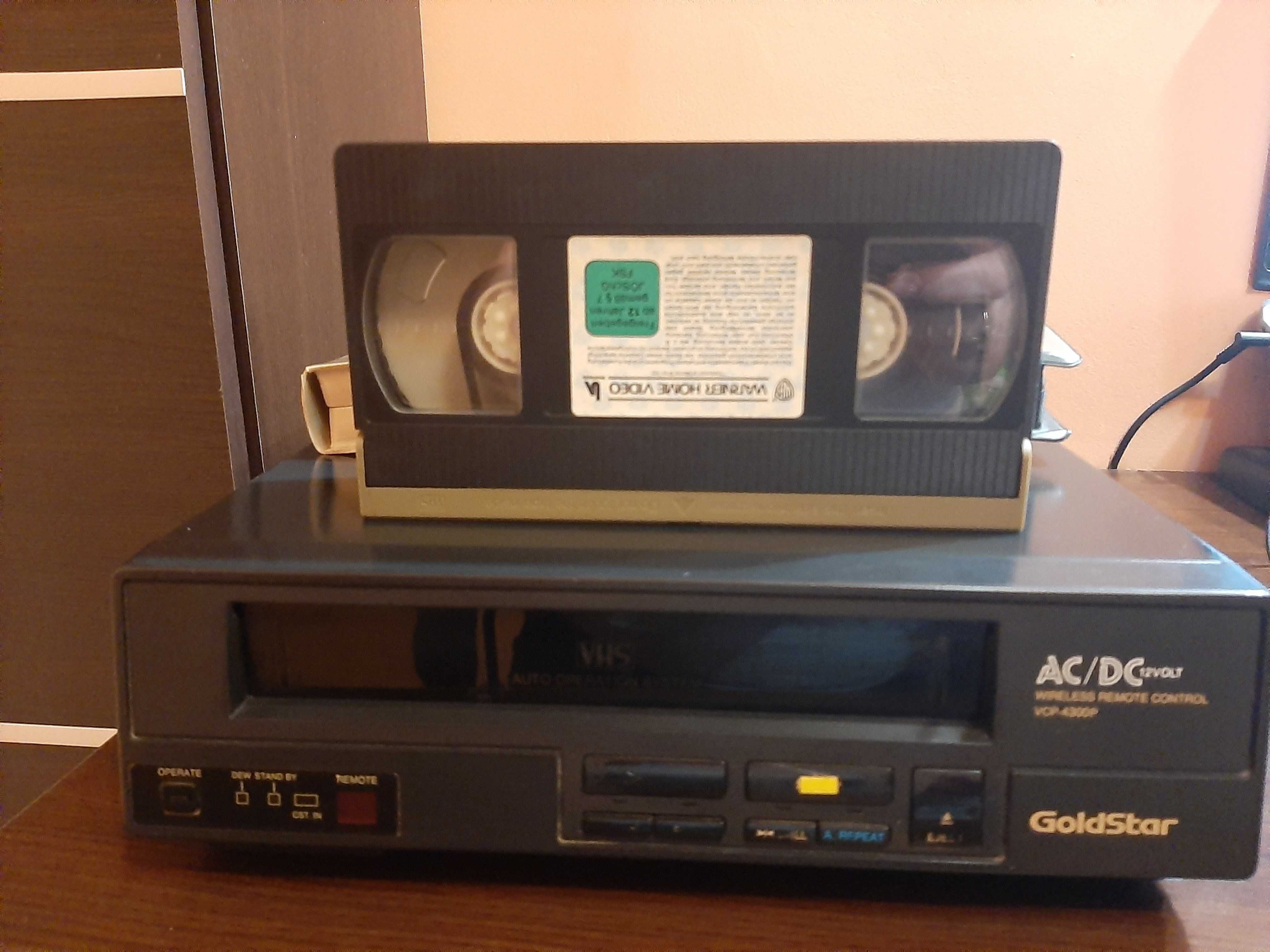 Video GOLDSTAR VCP - 4300P + 2 casete originale de colectie