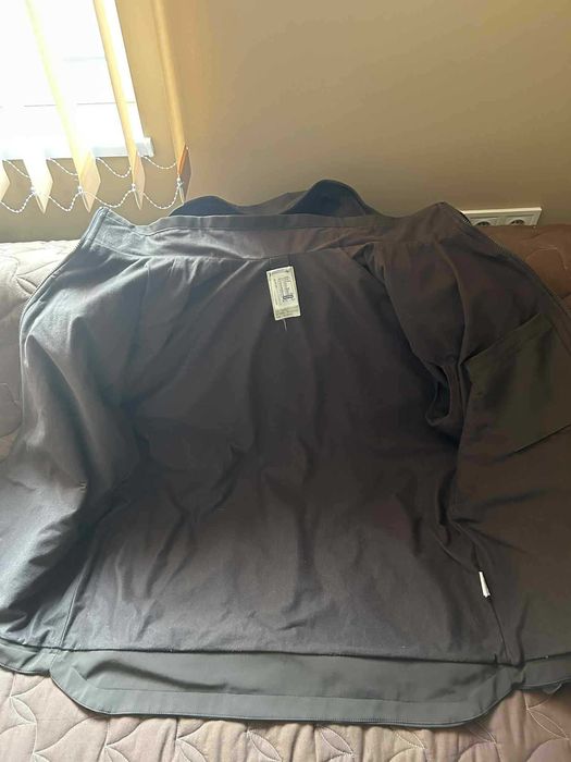 Висококачествено яке с качулка