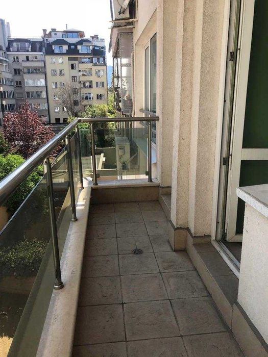 Двустаен имот в кв.Лозенец