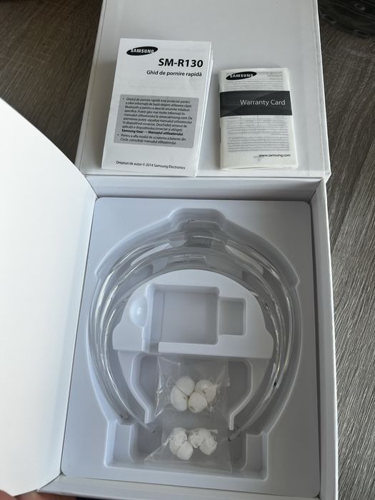 Casti wireless Samsung Gear Circle