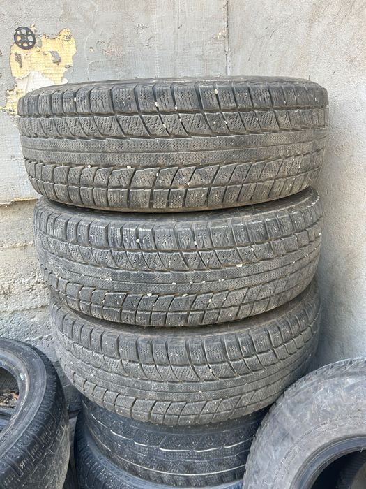 Продам зимние шины б/у