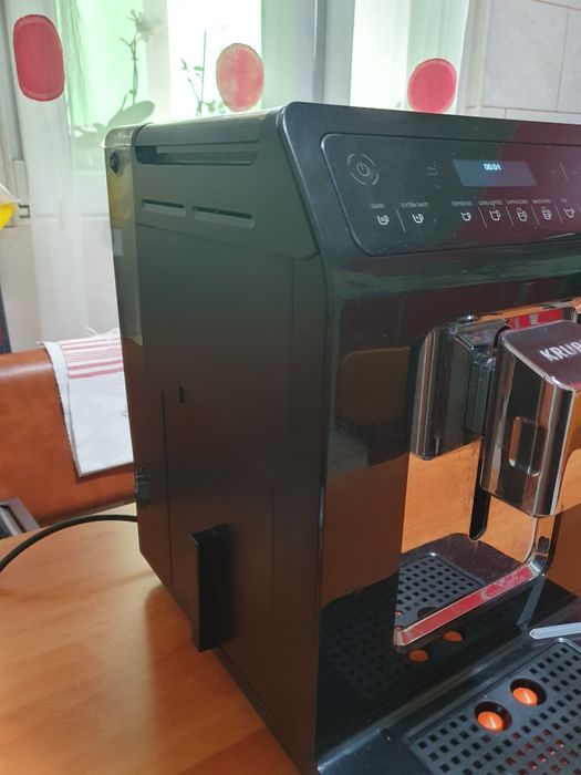 Vând espressor krups