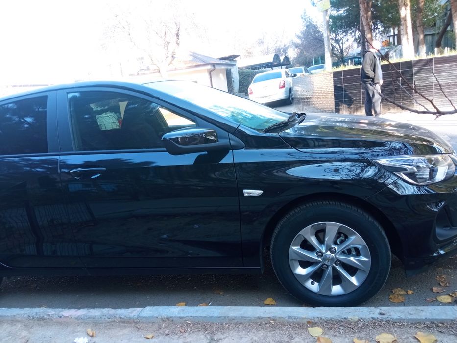 Onx 4 LTZ Trubo sotiladi