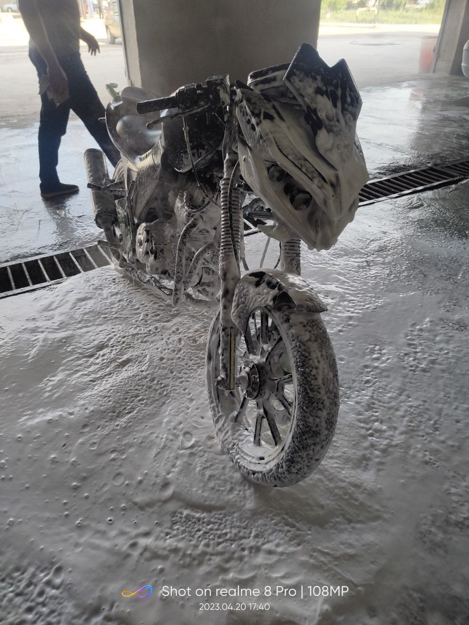 Srochna Sotiladi orzonga bervoraman Moto sport bayk 250