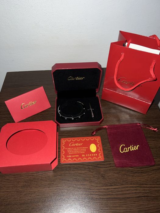 Bratara Cartier de aur