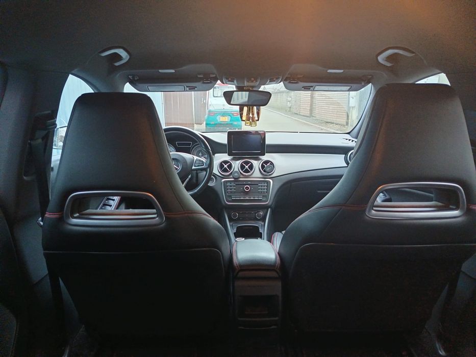 Mercedes-Benz CLA 200 d Shooting Brake AMG Line