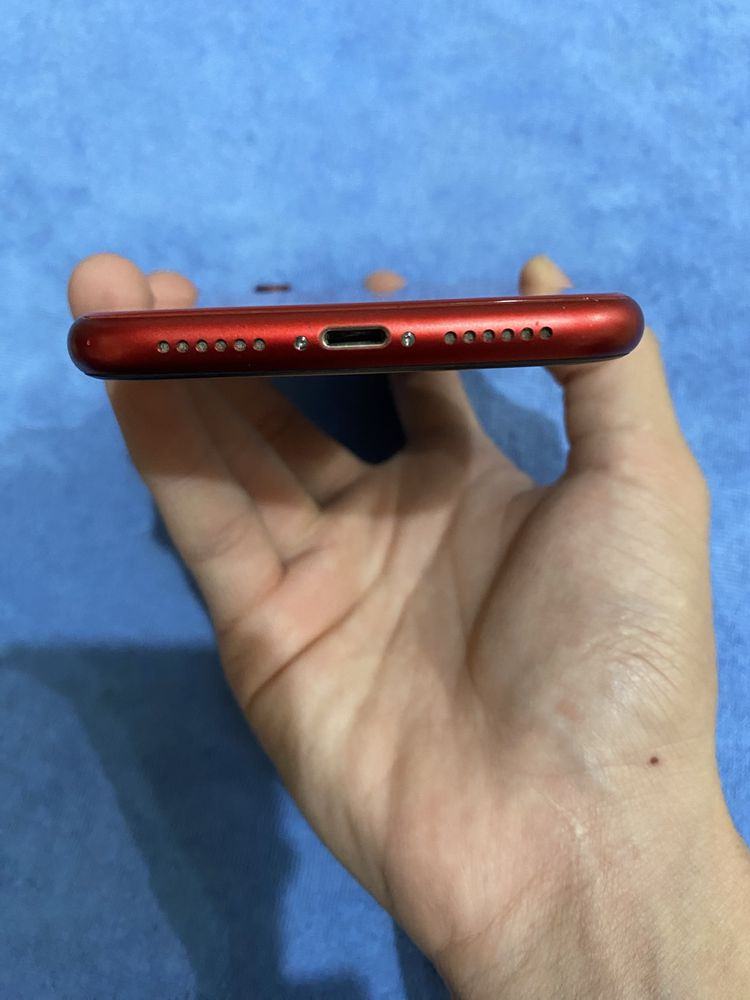 iPhone Xr в отличном состоянии