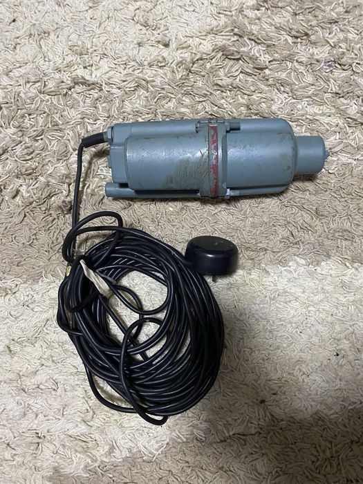 Глубинный насос продам