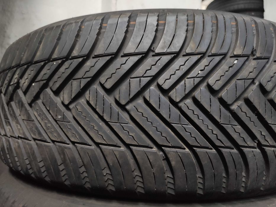 2бр Всесезонни гуми 205 60 15 - Hankook