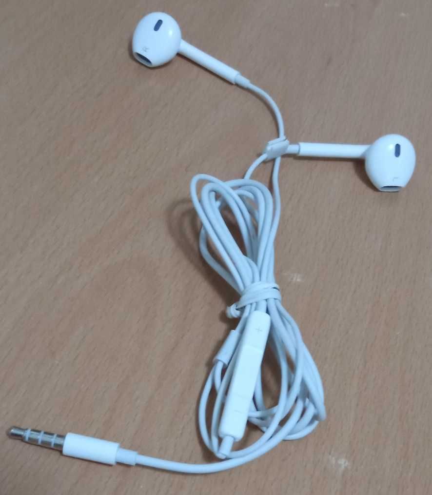 Căsti  Apple cu jack 3.5 mm