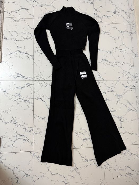 Compleu dama miu miu