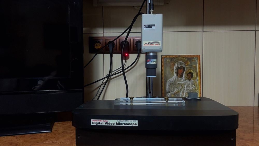 Trichineloscop Profesional – JVC + Sistem Optic Complet